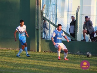 
<a style='margin-left: 5px;' class='btn btn-xs btn-social btn-facebook' href='https://www.facebook.com/sharer/sharer.php?u=https://www.boladovale.com.br/imgs/800-800-90/conteudo/fotos/1583/img9025.jpg' rel='popup' data-width='500' data-height='400'><i class='fa fa-facebook'></i>Compartilhar <span class='hidden-xs'>no Facebook</span>
</a> 
<a class='btn btn-default btn-xs' target='_blank' href='imgs/800-800-90/conteudo/fotos/1583/img9025.jpg'>
<span class='glyphicon glyphicon-cloud-download'></span> Salvar
</a> 
<span></span>