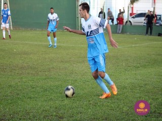 
<a style='margin-left: 5px;' class='btn btn-xs btn-social btn-facebook' href='https://www.facebook.com/sharer/sharer.php?u=https://www.boladovale.com.br/imgs/800-800-90/conteudo/fotos/1583/img9064.jpg' rel='popup' data-width='500' data-height='400'><i class='fa fa-facebook'></i>Compartilhar <span class='hidden-xs'>no Facebook</span>
</a> 
<a class='btn btn-default btn-xs' target='_blank' href='imgs/800-800-90/conteudo/fotos/1583/img9064.jpg'>
<span class='glyphicon glyphicon-cloud-download'></span> Salvar
</a> 
<span></span>