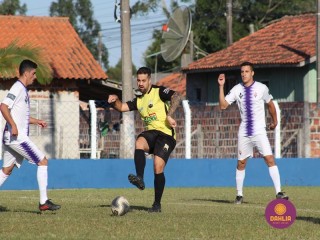 
<a style='margin-left: 5px;' class='btn btn-xs btn-social btn-facebook' href='https://www.facebook.com/sharer/sharer.php?u=https://www.boladovale.com.br/imgs/800-800-90/conteudo/fotos/1584/img5479.jpg' rel='popup' data-width='500' data-height='400'><i class='fa fa-facebook'></i>Compartilhar <span class='hidden-xs'>no Facebook</span>
</a> 
<a class='btn btn-default btn-xs' target='_blank' href='imgs/800-800-90/conteudo/fotos/1584/img5479.jpg'>
<span class='glyphicon glyphicon-cloud-download'></span> Salvar
</a> 
<span></span>