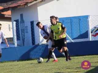 
<a style='margin-left: 5px;' class='btn btn-xs btn-social btn-facebook' href='https://www.facebook.com/sharer/sharer.php?u=https://www.boladovale.com.br/imgs/800-800-90/conteudo/fotos/1584/img5481.jpg' rel='popup' data-width='500' data-height='400'><i class='fa fa-facebook'></i>Compartilhar <span class='hidden-xs'>no Facebook</span>
</a> 
<a class='btn btn-default btn-xs' target='_blank' href='imgs/800-800-90/conteudo/fotos/1584/img5481.jpg'>
<span class='glyphicon glyphicon-cloud-download'></span> Salvar
</a> 
<span></span>