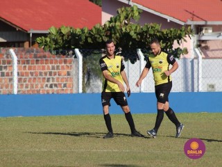
<a style='margin-left: 5px;' class='btn btn-xs btn-social btn-facebook' href='https://www.facebook.com/sharer/sharer.php?u=https://www.boladovale.com.br/imgs/800-800-90/conteudo/fotos/1584/img5490.jpg' rel='popup' data-width='500' data-height='400'><i class='fa fa-facebook'></i>Compartilhar <span class='hidden-xs'>no Facebook</span>
</a> 
<a class='btn btn-default btn-xs' target='_blank' href='imgs/800-800-90/conteudo/fotos/1584/img5490.jpg'>
<span class='glyphicon glyphicon-cloud-download'></span> Salvar
</a> 
<span></span>