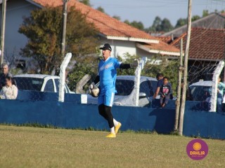 
<a style='margin-left: 5px;' class='btn btn-xs btn-social btn-facebook' href='https://www.facebook.com/sharer/sharer.php?u=https://www.boladovale.com.br/imgs/800-800-90/conteudo/fotos/1584/img5512.jpg' rel='popup' data-width='500' data-height='400'><i class='fa fa-facebook'></i>Compartilhar <span class='hidden-xs'>no Facebook</span>
</a> 
<a class='btn btn-default btn-xs' target='_blank' href='imgs/800-800-90/conteudo/fotos/1584/img5512.jpg'>
<span class='glyphicon glyphicon-cloud-download'></span> Salvar
</a> 
<span></span>