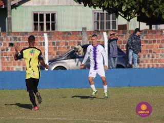 
<a style='margin-left: 5px;' class='btn btn-xs btn-social btn-facebook' href='https://www.facebook.com/sharer/sharer.php?u=https://www.boladovale.com.br/imgs/800-800-90/conteudo/fotos/1584/img5546.jpg' rel='popup' data-width='500' data-height='400'><i class='fa fa-facebook'></i>Compartilhar <span class='hidden-xs'>no Facebook</span>
</a> 
<a class='btn btn-default btn-xs' target='_blank' href='imgs/800-800-90/conteudo/fotos/1584/img5546.jpg'>
<span class='glyphicon glyphicon-cloud-download'></span> Salvar
</a> 
<span></span>