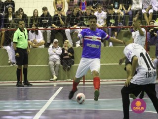 
<a style='margin-left: 5px;' class='btn btn-xs btn-social btn-facebook' href='https://www.facebook.com/sharer/sharer.php?u=https://www.boladovale.com.br/imgs/800-800-90/conteudo/fotos/1585/img5748.jpg' rel='popup' data-width='500' data-height='400'><i class='fa fa-facebook'></i>Compartilhar <span class='hidden-xs'>no Facebook</span>
</a> 
<a class='btn btn-default btn-xs' target='_blank' href='imgs/800-800-90/conteudo/fotos/1585/img5748.jpg'>
<span class='glyphicon glyphicon-cloud-download'></span> Salvar
</a> 
<span></span>