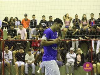 
<a style='margin-left: 5px;' class='btn btn-xs btn-social btn-facebook' href='https://www.facebook.com/sharer/sharer.php?u=https://www.boladovale.com.br/imgs/800-800-90/conteudo/fotos/1585/img5820.jpg' rel='popup' data-width='500' data-height='400'><i class='fa fa-facebook'></i>Compartilhar <span class='hidden-xs'>no Facebook</span>
</a> 
<a class='btn btn-default btn-xs' target='_blank' href='imgs/800-800-90/conteudo/fotos/1585/img5820.jpg'>
<span class='glyphicon glyphicon-cloud-download'></span> Salvar
</a> 
<span></span>