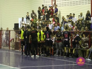 
<a style='margin-left: 5px;' class='btn btn-xs btn-social btn-facebook' href='https://www.facebook.com/sharer/sharer.php?u=https://www.boladovale.com.br/imgs/800-800-90/conteudo/fotos/1586/img6060.jpg' rel='popup' data-width='500' data-height='400'><i class='fa fa-facebook'></i>Compartilhar <span class='hidden-xs'>no Facebook</span>
</a> 
<a class='btn btn-default btn-xs' target='_blank' href='imgs/800-800-90/conteudo/fotos/1586/img6060.jpg'>
<span class='glyphicon glyphicon-cloud-download'></span> Salvar
</a> 
<span></span>