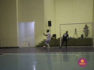 
<a style='margin-left: 5px;' class='btn btn-xs btn-social btn-facebook' href='https://www.facebook.com/sharer/sharer.php?u=https://www.boladovale.com.br/imgs/800-800-90/conteudo/fotos/1586/img6184.jpg' rel='popup' data-width='500' data-height='400'><i class='fa fa-facebook'></i>Compartilhar <span class='hidden-xs'>no Facebook</span>
</a> 
<a class='btn btn-default btn-xs' target='_blank' href='imgs/800-800-90/conteudo/fotos/1586/img6184.jpg'>
<span class='glyphicon glyphicon-cloud-download'></span> Salvar
</a> 
<span></span>
