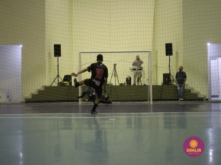 
<a style='margin-left: 5px;' class='btn btn-xs btn-social btn-facebook' href='https://www.facebook.com/sharer/sharer.php?u=https://www.boladovale.com.br/imgs/800-800-90/conteudo/fotos/1586/img6202.jpg' rel='popup' data-width='500' data-height='400'><i class='fa fa-facebook'></i>Compartilhar <span class='hidden-xs'>no Facebook</span>
</a> 
<a class='btn btn-default btn-xs' target='_blank' href='imgs/800-800-90/conteudo/fotos/1586/img6202.jpg'>
<span class='glyphicon glyphicon-cloud-download'></span> Salvar
</a> 
<span></span>