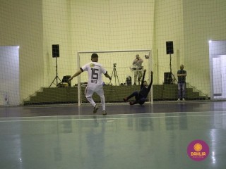 
<a style='margin-left: 5px;' class='btn btn-xs btn-social btn-facebook' href='https://www.facebook.com/sharer/sharer.php?u=https://www.boladovale.com.br/imgs/800-800-90/conteudo/fotos/1586/img6235.jpg' rel='popup' data-width='500' data-height='400'><i class='fa fa-facebook'></i>Compartilhar <span class='hidden-xs'>no Facebook</span>
</a> 
<a class='btn btn-default btn-xs' target='_blank' href='imgs/800-800-90/conteudo/fotos/1586/img6235.jpg'>
<span class='glyphicon glyphicon-cloud-download'></span> Salvar
</a> 
<span></span>