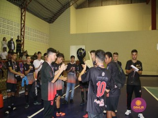 
<a style='margin-left: 5px;' class='btn btn-xs btn-social btn-facebook' href='https://www.facebook.com/sharer/sharer.php?u=https://www.boladovale.com.br/imgs/800-800-90/conteudo/fotos/1586/img6375.jpg' rel='popup' data-width='500' data-height='400'><i class='fa fa-facebook'></i>Compartilhar <span class='hidden-xs'>no Facebook</span>
</a> 
<a class='btn btn-default btn-xs' target='_blank' href='imgs/800-800-90/conteudo/fotos/1586/img6375.jpg'>
<span class='glyphicon glyphicon-cloud-download'></span> Salvar
</a> 
<span></span>