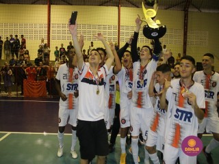 
<a style='margin-left: 5px;' class='btn btn-xs btn-social btn-facebook' href='https://www.facebook.com/sharer/sharer.php?u=https://www.boladovale.com.br/imgs/800-800-90/conteudo/fotos/1586/img6414.jpg' rel='popup' data-width='500' data-height='400'><i class='fa fa-facebook'></i>Compartilhar <span class='hidden-xs'>no Facebook</span>
</a> 
<a class='btn btn-default btn-xs' target='_blank' href='imgs/800-800-90/conteudo/fotos/1586/img6414.jpg'>
<span class='glyphicon glyphicon-cloud-download'></span> Salvar
</a> 
<span></span>