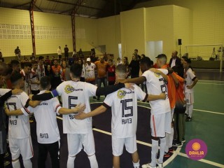 
<a style='margin-left: 5px;' class='btn btn-xs btn-social btn-facebook' href='https://www.facebook.com/sharer/sharer.php?u=https://www.boladovale.com.br/imgs/800-800-90/conteudo/fotos/1586/img6479.jpg' rel='popup' data-width='500' data-height='400'><i class='fa fa-facebook'></i>Compartilhar <span class='hidden-xs'>no Facebook</span>
</a> 
<a class='btn btn-default btn-xs' target='_blank' href='imgs/800-800-90/conteudo/fotos/1586/img6479.jpg'>
<span class='glyphicon glyphicon-cloud-download'></span> Salvar
</a> 
<span></span>