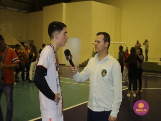 
<a style='margin-left: 5px;' class='btn btn-xs btn-social btn-facebook' href='https://www.facebook.com/sharer/sharer.php?u=https://www.boladovale.com.br/imgs/800-800-90/conteudo/fotos/1586/img6509.jpg' rel='popup' data-width='500' data-height='400'><i class='fa fa-facebook'></i>Compartilhar <span class='hidden-xs'>no Facebook</span>
</a> 
<a class='btn btn-default btn-xs' target='_blank' href='imgs/800-800-90/conteudo/fotos/1586/img6509.jpg'>
<span class='glyphicon glyphicon-cloud-download'></span> Salvar
</a> 
<span></span>