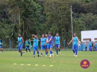 
<a style='margin-left: 5px;' class='btn btn-xs btn-social btn-facebook' href='https://www.facebook.com/sharer/sharer.php?u=https://www.boladovale.com.br/imgs/800-800-90/conteudo/fotos/1587/img6564.jpg' rel='popup' data-width='500' data-height='400'><i class='fa fa-facebook'></i>Compartilhar <span class='hidden-xs'>no Facebook</span>
</a> 
<a class='btn btn-default btn-xs' target='_blank' href='imgs/800-800-90/conteudo/fotos/1587/img6564.jpg'>
<span class='glyphicon glyphicon-cloud-download'></span> Salvar
</a> 
<span></span>