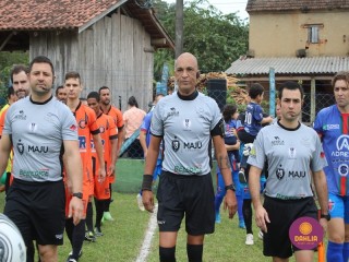 
<a style='margin-left: 5px;' class='btn btn-xs btn-social btn-facebook' href='https://www.facebook.com/sharer/sharer.php?u=https://www.boladovale.com.br/imgs/800-800-90/conteudo/fotos/1587/img6606.jpg' rel='popup' data-width='500' data-height='400'><i class='fa fa-facebook'></i>Compartilhar <span class='hidden-xs'>no Facebook</span>
</a> 
<a class='btn btn-default btn-xs' target='_blank' href='imgs/800-800-90/conteudo/fotos/1587/img6606.jpg'>
<span class='glyphicon glyphicon-cloud-download'></span> Salvar
</a> 
<span></span>