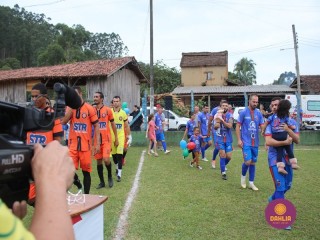 
<a style='margin-left: 5px;' class='btn btn-xs btn-social btn-facebook' href='https://www.facebook.com/sharer/sharer.php?u=https://www.boladovale.com.br/imgs/800-800-90/conteudo/fotos/1587/img6608.jpg' rel='popup' data-width='500' data-height='400'><i class='fa fa-facebook'></i>Compartilhar <span class='hidden-xs'>no Facebook</span>
</a> 
<a class='btn btn-default btn-xs' target='_blank' href='imgs/800-800-90/conteudo/fotos/1587/img6608.jpg'>
<span class='glyphicon glyphicon-cloud-download'></span> Salvar
</a> 
<span></span>
