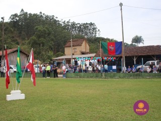 
<a style='margin-left: 5px;' class='btn btn-xs btn-social btn-facebook' href='https://www.facebook.com/sharer/sharer.php?u=https://www.boladovale.com.br/imgs/800-800-90/conteudo/fotos/1587/img6653.jpg' rel='popup' data-width='500' data-height='400'><i class='fa fa-facebook'></i>Compartilhar <span class='hidden-xs'>no Facebook</span>
</a> 
<a class='btn btn-default btn-xs' target='_blank' href='imgs/800-800-90/conteudo/fotos/1587/img6653.jpg'>
<span class='glyphicon glyphicon-cloud-download'></span> Salvar
</a> 
<span></span>