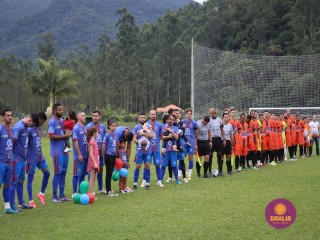 
<a style='margin-left: 5px;' class='btn btn-xs btn-social btn-facebook' href='https://www.facebook.com/sharer/sharer.php?u=https://www.boladovale.com.br/imgs/800-800-90/conteudo/fotos/1587/img6657.jpg' rel='popup' data-width='500' data-height='400'><i class='fa fa-facebook'></i>Compartilhar <span class='hidden-xs'>no Facebook</span>
</a> 
<a class='btn btn-default btn-xs' target='_blank' href='imgs/800-800-90/conteudo/fotos/1587/img6657.jpg'>
<span class='glyphicon glyphicon-cloud-download'></span> Salvar
</a> 
<span></span>