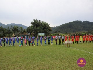 
<a style='margin-left: 5px;' class='btn btn-xs btn-social btn-facebook' href='https://www.facebook.com/sharer/sharer.php?u=https://www.boladovale.com.br/imgs/800-800-90/conteudo/fotos/1587/img6659.jpg' rel='popup' data-width='500' data-height='400'><i class='fa fa-facebook'></i>Compartilhar <span class='hidden-xs'>no Facebook</span>
</a> 
<a class='btn btn-default btn-xs' target='_blank' href='imgs/800-800-90/conteudo/fotos/1587/img6659.jpg'>
<span class='glyphicon glyphicon-cloud-download'></span> Salvar
</a> 
<span></span>