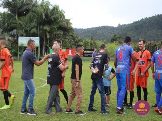 
<a style='margin-left: 5px;' class='btn btn-xs btn-social btn-facebook' href='https://www.facebook.com/sharer/sharer.php?u=https://www.boladovale.com.br/imgs/800-800-90/conteudo/fotos/1587/img6679.jpg' rel='popup' data-width='500' data-height='400'><i class='fa fa-facebook'></i>Compartilhar <span class='hidden-xs'>no Facebook</span>
</a> 
<a class='btn btn-default btn-xs' target='_blank' href='imgs/800-800-90/conteudo/fotos/1587/img6679.jpg'>
<span class='glyphicon glyphicon-cloud-download'></span> Salvar
</a> 
<span></span>