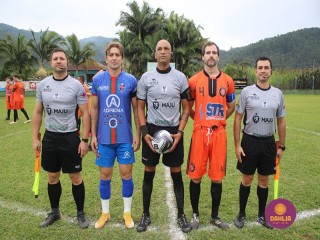 
<a style='margin-left: 5px;' class='btn btn-xs btn-social btn-facebook' href='https://www.facebook.com/sharer/sharer.php?u=https://www.boladovale.com.br/imgs/800-800-90/conteudo/fotos/1587/img6680.jpg' rel='popup' data-width='500' data-height='400'><i class='fa fa-facebook'></i>Compartilhar <span class='hidden-xs'>no Facebook</span>
</a> 
<a class='btn btn-default btn-xs' target='_blank' href='imgs/800-800-90/conteudo/fotos/1587/img6680.jpg'>
<span class='glyphicon glyphicon-cloud-download'></span> Salvar
</a> 
<span></span>