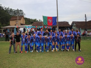 
<a style='margin-left: 5px;' class='btn btn-xs btn-social btn-facebook' href='https://www.facebook.com/sharer/sharer.php?u=https://www.boladovale.com.br/imgs/800-800-90/conteudo/fotos/1587/img6686.jpg' rel='popup' data-width='500' data-height='400'><i class='fa fa-facebook'></i>Compartilhar <span class='hidden-xs'>no Facebook</span>
</a> 
<a class='btn btn-default btn-xs' target='_blank' href='imgs/800-800-90/conteudo/fotos/1587/img6686.jpg'>
<span class='glyphicon glyphicon-cloud-download'></span> Salvar
</a> 
<span></span>