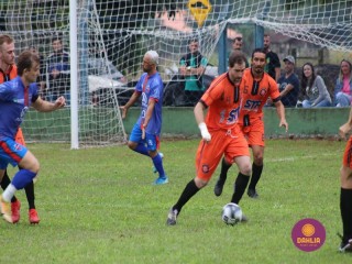 
<a style='margin-left: 5px;' class='btn btn-xs btn-social btn-facebook' href='https://www.facebook.com/sharer/sharer.php?u=https://www.boladovale.com.br/imgs/800-800-90/conteudo/fotos/1587/img6693.jpg' rel='popup' data-width='500' data-height='400'><i class='fa fa-facebook'></i>Compartilhar <span class='hidden-xs'>no Facebook</span>
</a> 
<a class='btn btn-default btn-xs' target='_blank' href='imgs/800-800-90/conteudo/fotos/1587/img6693.jpg'>
<span class='glyphicon glyphicon-cloud-download'></span> Salvar
</a> 
<span></span>