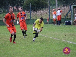 
<a style='margin-left: 5px;' class='btn btn-xs btn-social btn-facebook' href='https://www.facebook.com/sharer/sharer.php?u=https://www.boladovale.com.br/imgs/800-800-90/conteudo/fotos/1587/img6836.jpg' rel='popup' data-width='500' data-height='400'><i class='fa fa-facebook'></i>Compartilhar <span class='hidden-xs'>no Facebook</span>
</a> 
<a class='btn btn-default btn-xs' target='_blank' href='imgs/800-800-90/conteudo/fotos/1587/img6836.jpg'>
<span class='glyphicon glyphicon-cloud-download'></span> Salvar
</a> 
<span></span>