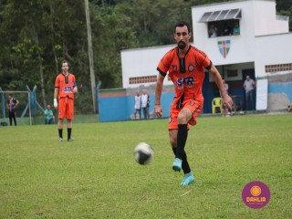 
<a style='margin-left: 5px;' class='btn btn-xs btn-social btn-facebook' href='https://www.facebook.com/sharer/sharer.php?u=https://www.boladovale.com.br/imgs/800-800-90/conteudo/fotos/1587/img6876.jpg' rel='popup' data-width='500' data-height='400'><i class='fa fa-facebook'></i>Compartilhar <span class='hidden-xs'>no Facebook</span>
</a> 
<a class='btn btn-default btn-xs' target='_blank' href='imgs/800-800-90/conteudo/fotos/1587/img6876.jpg'>
<span class='glyphicon glyphicon-cloud-download'></span> Salvar
</a> 
<span></span>