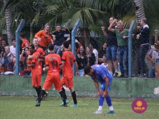 
<a style='margin-left: 5px;' class='btn btn-xs btn-social btn-facebook' href='https://www.facebook.com/sharer/sharer.php?u=https://www.boladovale.com.br/imgs/800-800-90/conteudo/fotos/1587/img6897.jpg' rel='popup' data-width='500' data-height='400'><i class='fa fa-facebook'></i>Compartilhar <span class='hidden-xs'>no Facebook</span>
</a> 
<a class='btn btn-default btn-xs' target='_blank' href='imgs/800-800-90/conteudo/fotos/1587/img6897.jpg'>
<span class='glyphicon glyphicon-cloud-download'></span> Salvar
</a> 
<span></span>