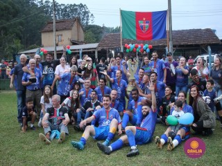 
<a style='margin-left: 5px;' class='btn btn-xs btn-social btn-facebook' href='https://www.facebook.com/sharer/sharer.php?u=https://www.boladovale.com.br/imgs/800-800-90/conteudo/fotos/1588/img7029.jpg' rel='popup' data-width='500' data-height='400'><i class='fa fa-facebook'></i>Compartilhar <span class='hidden-xs'>no Facebook</span>
</a> 
<a class='btn btn-default btn-xs' target='_blank' href='imgs/800-800-90/conteudo/fotos/1588/img7029.jpg'>
<span class='glyphicon glyphicon-cloud-download'></span> Salvar
</a> 
<span></span>