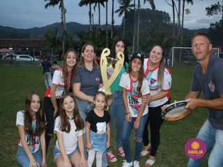 
<a style='margin-left: 5px;' class='btn btn-xs btn-social btn-facebook' href='https://www.facebook.com/sharer/sharer.php?u=https://www.boladovale.com.br/imgs/800-800-90/conteudo/fotos/1588/img7115.jpg' rel='popup' data-width='500' data-height='400'><i class='fa fa-facebook'></i>Compartilhar <span class='hidden-xs'>no Facebook</span>
</a> 
<a class='btn btn-default btn-xs' target='_blank' href='imgs/800-800-90/conteudo/fotos/1588/img7115.jpg'>
<span class='glyphicon glyphicon-cloud-download'></span> Salvar
</a> 
<span></span>