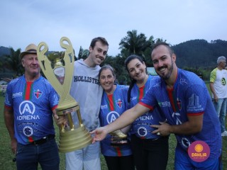 
<a style='margin-left: 5px;' class='btn btn-xs btn-social btn-facebook' href='https://www.facebook.com/sharer/sharer.php?u=https://www.boladovale.com.br/imgs/800-800-90/conteudo/fotos/1588/img7139.jpg' rel='popup' data-width='500' data-height='400'><i class='fa fa-facebook'></i>Compartilhar <span class='hidden-xs'>no Facebook</span>
</a> 
<a class='btn btn-default btn-xs' target='_blank' href='imgs/800-800-90/conteudo/fotos/1588/img7139.jpg'>
<span class='glyphicon glyphicon-cloud-download'></span> Salvar
</a> 
<span></span>
