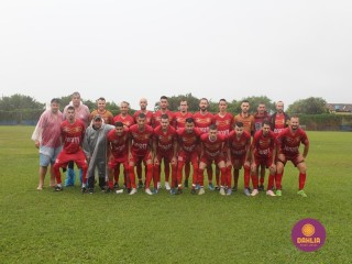 
<a style='margin-left: 5px;' class='btn btn-xs btn-social btn-facebook' href='https://www.facebook.com/sharer/sharer.php?u=https://www.boladovale.com.br/imgs/800-800-90/conteudo/fotos/1589/img9342.jpg' rel='popup' data-width='500' data-height='400'><i class='fa fa-facebook'></i>Compartilhar <span class='hidden-xs'>no Facebook</span>
</a> 
<a class='btn btn-default btn-xs' target='_blank' href='imgs/800-800-90/conteudo/fotos/1589/img9342.jpg'>
<span class='glyphicon glyphicon-cloud-download'></span> Salvar
</a> 
<span></span>