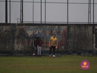
<a style='margin-left: 5px;' class='btn btn-xs btn-social btn-facebook' href='https://www.facebook.com/sharer/sharer.php?u=https://www.boladovale.com.br/imgs/800-800-90/conteudo/fotos/1589/img9493.jpg' rel='popup' data-width='500' data-height='400'><i class='fa fa-facebook'></i>Compartilhar <span class='hidden-xs'>no Facebook</span>
</a> 
<a class='btn btn-default btn-xs' target='_blank' href='imgs/800-800-90/conteudo/fotos/1589/img9493.jpg'>
<span class='glyphicon glyphicon-cloud-download'></span> Salvar
</a> 
<span></span>