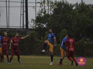 
<a style='margin-left: 5px;' class='btn btn-xs btn-social btn-facebook' href='https://www.facebook.com/sharer/sharer.php?u=https://www.boladovale.com.br/imgs/800-800-90/conteudo/fotos/1589/img9495.jpg' rel='popup' data-width='500' data-height='400'><i class='fa fa-facebook'></i>Compartilhar <span class='hidden-xs'>no Facebook</span>
</a> 
<a class='btn btn-default btn-xs' target='_blank' href='imgs/800-800-90/conteudo/fotos/1589/img9495.jpg'>
<span class='glyphicon glyphicon-cloud-download'></span> Salvar
</a> 
<span></span>