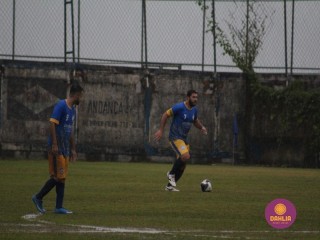 
<a style='margin-left: 5px;' class='btn btn-xs btn-social btn-facebook' href='https://www.facebook.com/sharer/sharer.php?u=https://www.boladovale.com.br/imgs/800-800-90/conteudo/fotos/1589/img9520.jpg' rel='popup' data-width='500' data-height='400'><i class='fa fa-facebook'></i>Compartilhar <span class='hidden-xs'>no Facebook</span>
</a> 
<a class='btn btn-default btn-xs' target='_blank' href='imgs/800-800-90/conteudo/fotos/1589/img9520.jpg'>
<span class='glyphicon glyphicon-cloud-download'></span> Salvar
</a> 
<span></span>
