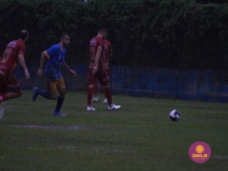 
<a style='margin-left: 5px;' class='btn btn-xs btn-social btn-facebook' href='https://www.facebook.com/sharer/sharer.php?u=https://www.boladovale.com.br/imgs/800-800-90/conteudo/fotos/1589/img9556.jpg' rel='popup' data-width='500' data-height='400'><i class='fa fa-facebook'></i>Compartilhar <span class='hidden-xs'>no Facebook</span>
</a> 
<a class='btn btn-default btn-xs' target='_blank' href='imgs/800-800-90/conteudo/fotos/1589/img9556.jpg'>
<span class='glyphicon glyphicon-cloud-download'></span> Salvar
</a> 
<span></span>