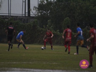 
<a style='margin-left: 5px;' class='btn btn-xs btn-social btn-facebook' href='https://www.facebook.com/sharer/sharer.php?u=https://www.boladovale.com.br/imgs/800-800-90/conteudo/fotos/1589/img9561.jpg' rel='popup' data-width='500' data-height='400'><i class='fa fa-facebook'></i>Compartilhar <span class='hidden-xs'>no Facebook</span>
</a> 
<a class='btn btn-default btn-xs' target='_blank' href='imgs/800-800-90/conteudo/fotos/1589/img9561.jpg'>
<span class='glyphicon glyphicon-cloud-download'></span> Salvar
</a> 
<span></span>