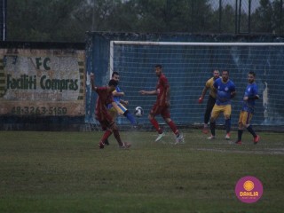 
<a style='margin-left: 5px;' class='btn btn-xs btn-social btn-facebook' href='https://www.facebook.com/sharer/sharer.php?u=https://www.boladovale.com.br/imgs/800-800-90/conteudo/fotos/1589/img9633.jpg' rel='popup' data-width='500' data-height='400'><i class='fa fa-facebook'></i>Compartilhar <span class='hidden-xs'>no Facebook</span>
</a> 
<a class='btn btn-default btn-xs' target='_blank' href='imgs/800-800-90/conteudo/fotos/1589/img9633.jpg'>
<span class='glyphicon glyphicon-cloud-download'></span> Salvar
</a> 
<span></span>