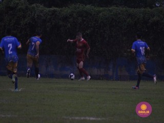 
<a style='margin-left: 5px;' class='btn btn-xs btn-social btn-facebook' href='https://www.facebook.com/sharer/sharer.php?u=https://www.boladovale.com.br/imgs/800-800-90/conteudo/fotos/1589/img9647.jpg' rel='popup' data-width='500' data-height='400'><i class='fa fa-facebook'></i>Compartilhar <span class='hidden-xs'>no Facebook</span>
</a> 
<a class='btn btn-default btn-xs' target='_blank' href='imgs/800-800-90/conteudo/fotos/1589/img9647.jpg'>
<span class='glyphicon glyphicon-cloud-download'></span> Salvar
</a> 
<span></span>