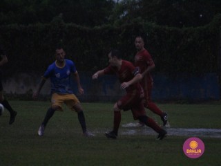 
<a style='margin-left: 5px;' class='btn btn-xs btn-social btn-facebook' href='https://www.facebook.com/sharer/sharer.php?u=https://www.boladovale.com.br/imgs/800-800-90/conteudo/fotos/1589/img9660.jpg' rel='popup' data-width='500' data-height='400'><i class='fa fa-facebook'></i>Compartilhar <span class='hidden-xs'>no Facebook</span>
</a> 
<a class='btn btn-default btn-xs' target='_blank' href='imgs/800-800-90/conteudo/fotos/1589/img9660.jpg'>
<span class='glyphicon glyphicon-cloud-download'></span> Salvar
</a> 
<span></span>