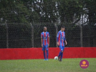 
<a style='margin-left: 5px;' class='btn btn-xs btn-social btn-facebook' href='https://www.facebook.com/sharer/sharer.php?u=https://www.boladovale.com.br/imgs/800-800-90/conteudo/fotos/1590/img9374.jpg' rel='popup' data-width='500' data-height='400'><i class='fa fa-facebook'></i>Compartilhar <span class='hidden-xs'>no Facebook</span>
</a> 
<a class='btn btn-default btn-xs' target='_blank' href='imgs/800-800-90/conteudo/fotos/1590/img9374.jpg'>
<span class='glyphicon glyphicon-cloud-download'></span> Salvar
</a> 
<span></span>