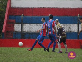 
<a style='margin-left: 5px;' class='btn btn-xs btn-social btn-facebook' href='https://www.facebook.com/sharer/sharer.php?u=https://www.boladovale.com.br/imgs/800-800-90/conteudo/fotos/1590/img9427.jpg' rel='popup' data-width='500' data-height='400'><i class='fa fa-facebook'></i>Compartilhar <span class='hidden-xs'>no Facebook</span>
</a> 
<a class='btn btn-default btn-xs' target='_blank' href='imgs/800-800-90/conteudo/fotos/1590/img9427.jpg'>
<span class='glyphicon glyphicon-cloud-download'></span> Salvar
</a> 
<span></span>