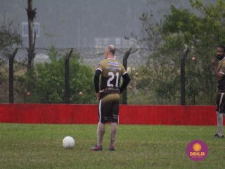 
<a style='margin-left: 5px;' class='btn btn-xs btn-social btn-facebook' href='https://www.facebook.com/sharer/sharer.php?u=https://www.boladovale.com.br/imgs/800-800-90/conteudo/fotos/1590/img9444.jpg' rel='popup' data-width='500' data-height='400'><i class='fa fa-facebook'></i>Compartilhar <span class='hidden-xs'>no Facebook</span>
</a> 
<a class='btn btn-default btn-xs' target='_blank' href='imgs/800-800-90/conteudo/fotos/1590/img9444.jpg'>
<span class='glyphicon glyphicon-cloud-download'></span> Salvar
</a> 
<span></span>