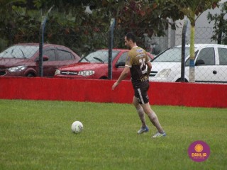
<a style='margin-left: 5px;' class='btn btn-xs btn-social btn-facebook' href='https://www.facebook.com/sharer/sharer.php?u=https://www.boladovale.com.br/imgs/800-800-90/conteudo/fotos/1590/img9453.jpg' rel='popup' data-width='500' data-height='400'><i class='fa fa-facebook'></i>Compartilhar <span class='hidden-xs'>no Facebook</span>
</a> 
<a class='btn btn-default btn-xs' target='_blank' href='imgs/800-800-90/conteudo/fotos/1590/img9453.jpg'>
<span class='glyphicon glyphicon-cloud-download'></span> Salvar
</a> 
<span></span>