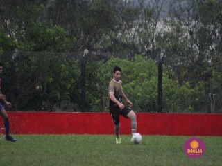 
<a style='margin-left: 5px;' class='btn btn-xs btn-social btn-facebook' href='https://www.facebook.com/sharer/sharer.php?u=https://www.boladovale.com.br/imgs/800-800-90/conteudo/fotos/1590/img9455.jpg' rel='popup' data-width='500' data-height='400'><i class='fa fa-facebook'></i>Compartilhar <span class='hidden-xs'>no Facebook</span>
</a> 
<a class='btn btn-default btn-xs' target='_blank' href='imgs/800-800-90/conteudo/fotos/1590/img9455.jpg'>
<span class='glyphicon glyphicon-cloud-download'></span> Salvar
</a> 
<span></span>