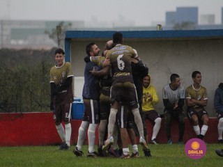
<a style='margin-left: 5px;' class='btn btn-xs btn-social btn-facebook' href='https://www.facebook.com/sharer/sharer.php?u=https://www.boladovale.com.br/imgs/800-800-90/conteudo/fotos/1590/img9475.jpg' rel='popup' data-width='500' data-height='400'><i class='fa fa-facebook'></i>Compartilhar <span class='hidden-xs'>no Facebook</span>
</a> 
<a class='btn btn-default btn-xs' target='_blank' href='imgs/800-800-90/conteudo/fotos/1590/img9475.jpg'>
<span class='glyphicon glyphicon-cloud-download'></span> Salvar
</a> 
<span></span>