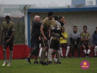 
<a style='margin-left: 5px;' class='btn btn-xs btn-social btn-facebook' href='https://www.facebook.com/sharer/sharer.php?u=https://www.boladovale.com.br/imgs/800-800-90/conteudo/fotos/1590/img9476.jpg' rel='popup' data-width='500' data-height='400'><i class='fa fa-facebook'></i>Compartilhar <span class='hidden-xs'>no Facebook</span>
</a> 
<a class='btn btn-default btn-xs' target='_blank' href='imgs/800-800-90/conteudo/fotos/1590/img9476.jpg'>
<span class='glyphicon glyphicon-cloud-download'></span> Salvar
</a> 
<span></span>