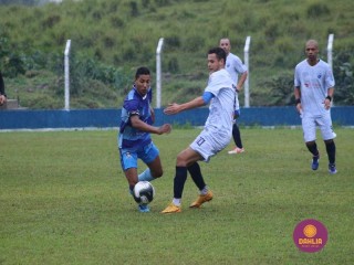 
<a style='margin-left: 5px;' class='btn btn-xs btn-social btn-facebook' href='https://www.facebook.com/sharer/sharer.php?u=https://www.boladovale.com.br/imgs/800-800-90/conteudo/fotos/1591/img7192.jpg' rel='popup' data-width='500' data-height='400'><i class='fa fa-facebook'></i>Compartilhar <span class='hidden-xs'>no Facebook</span>
</a> 
<a class='btn btn-default btn-xs' target='_blank' href='imgs/800-800-90/conteudo/fotos/1591/img7192.jpg'>
<span class='glyphicon glyphicon-cloud-download'></span> Salvar
</a> 
<span></span>